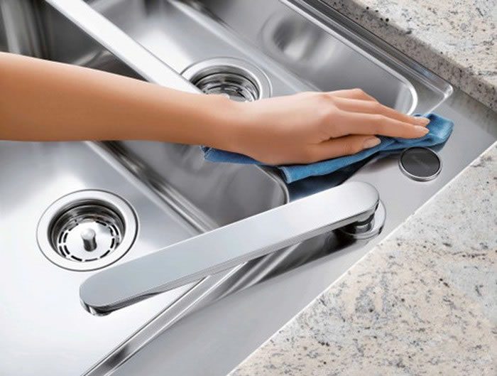 Mẹo Làm Sạch Thiết Bị Vệ Sinh Inox